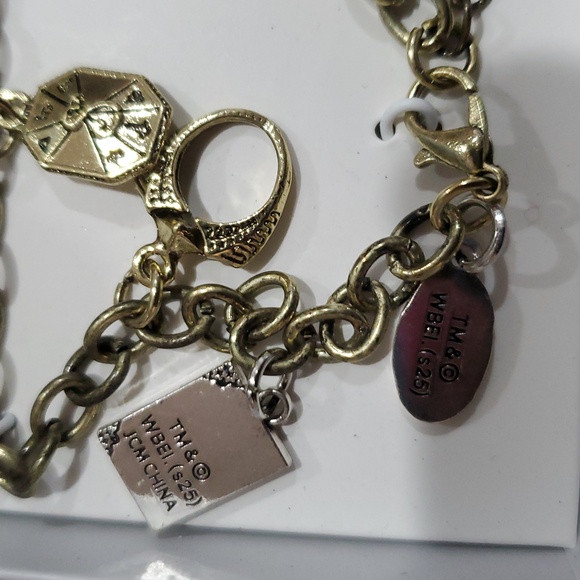 Harry Potter wizarding world gold brass tone‎ charm bracelet new - Picture 2 of 9